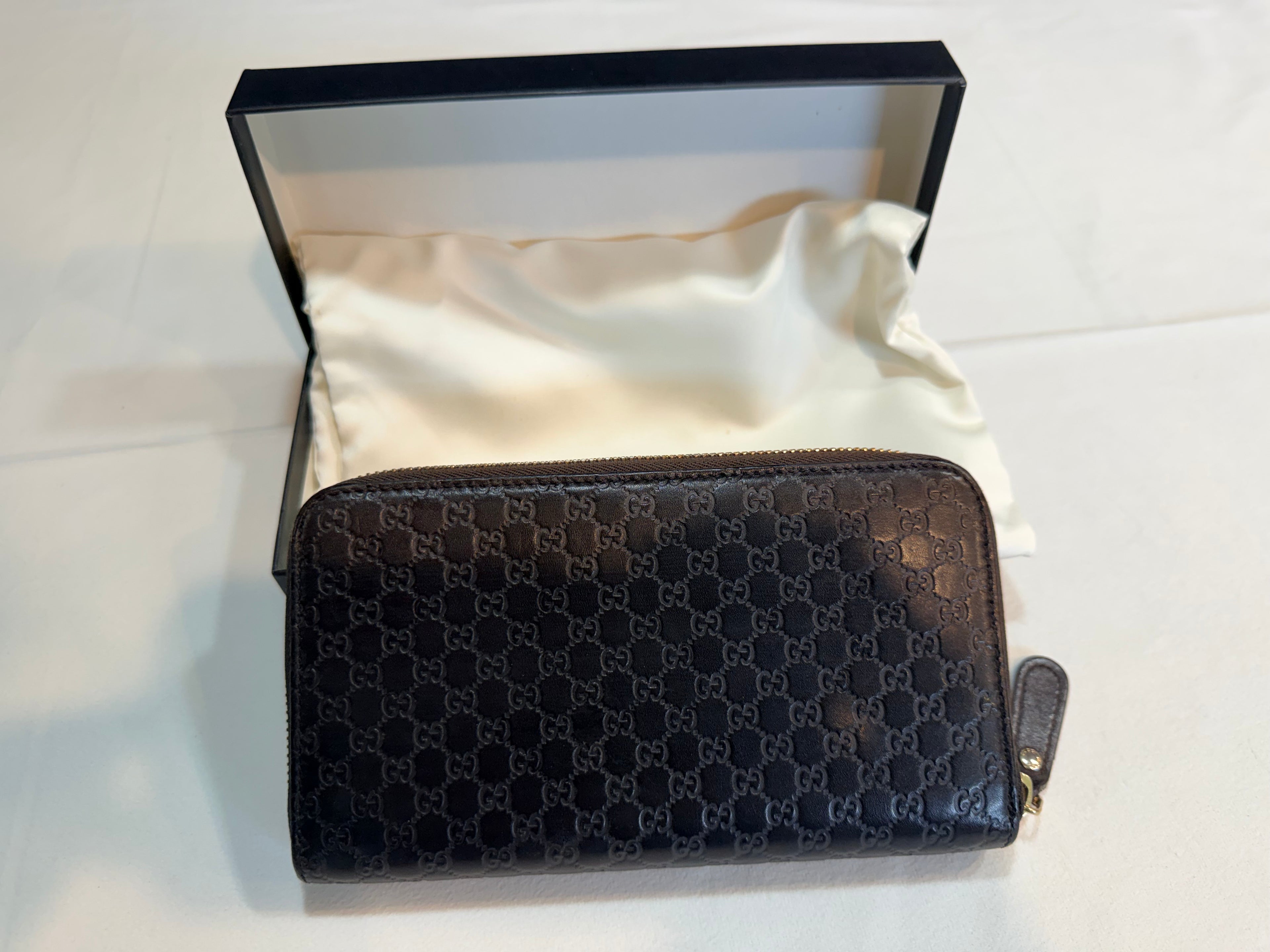 Gucci Microguccissima Pattern Patent Leather Continental Wallet 41
