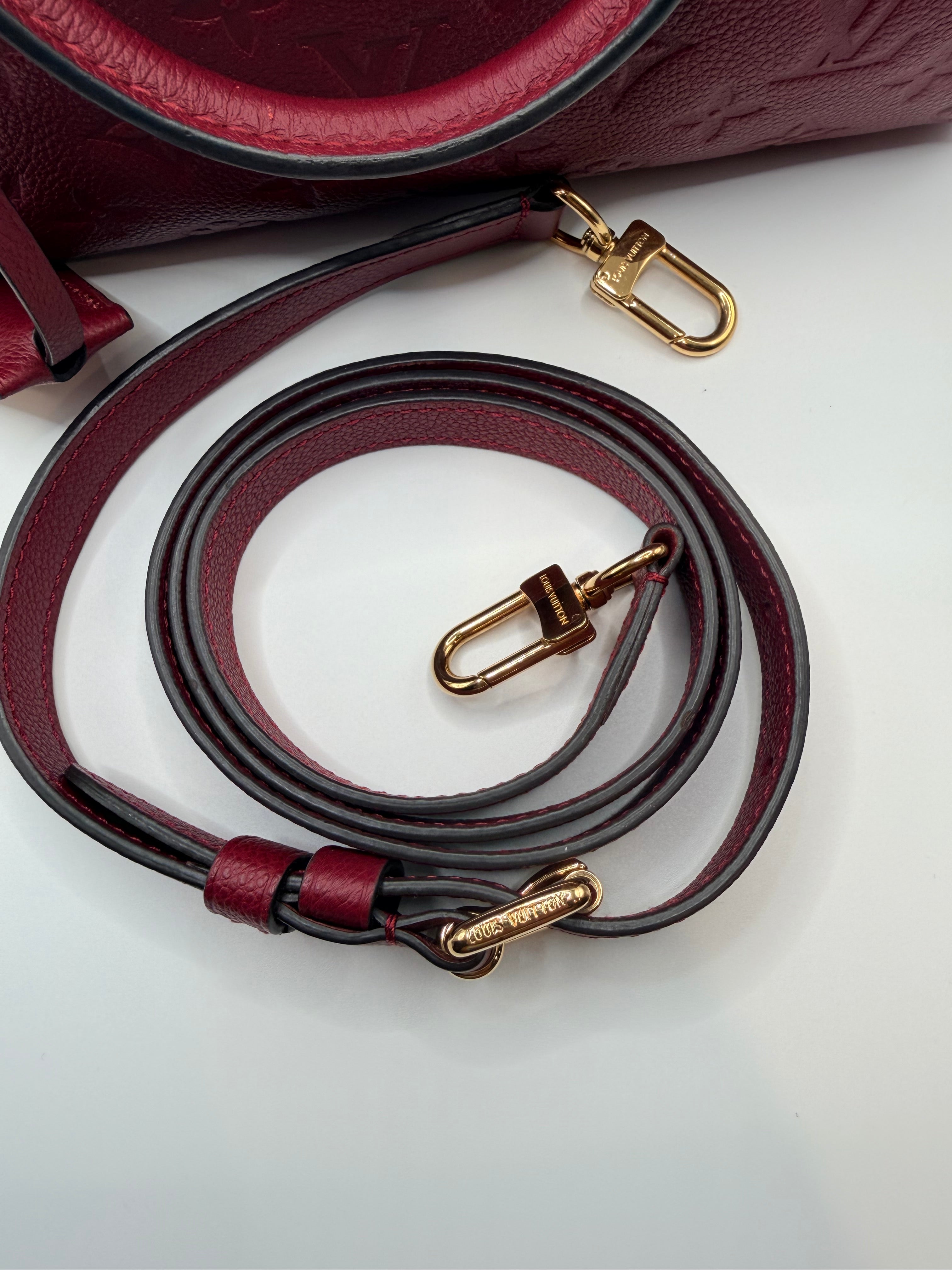 Louis Vuitton Auvergine Amarante Vernis Monogram Vermont Avenue Flap Bag 21