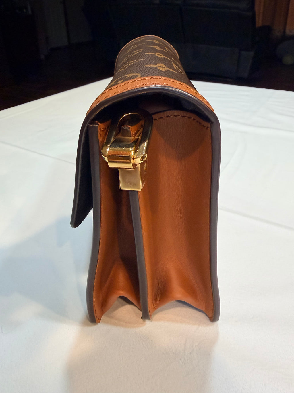 Louis Vuitton Dauphine Mini handbag 63