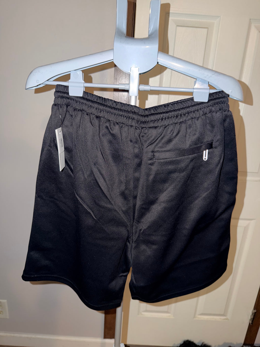 Off white single arrow skate track shorts 33