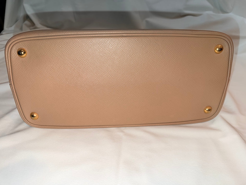Prada Galleria large Saffiano leather bag 29