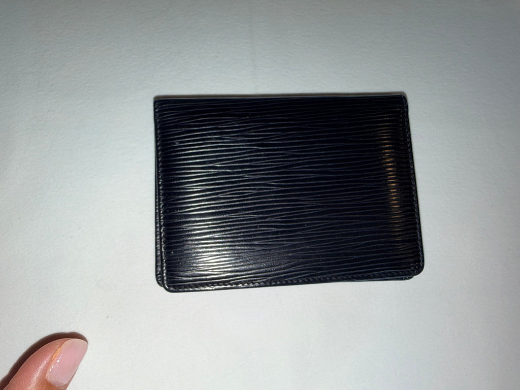 Louis Vuitton Marco Bifold Wallet in Black Epi Leather 44
