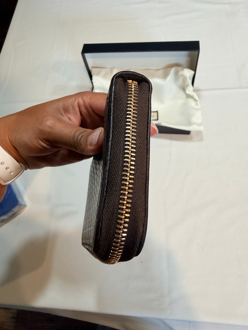 Gucci Microguccissima Pattern Patent Leather Continental Wallet 41