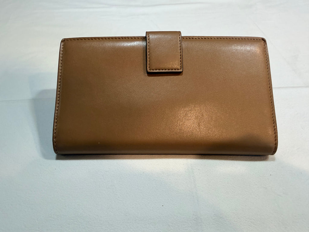 Fendi Peckaboo long wallet 47