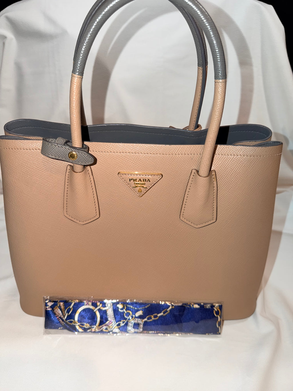 Prada Galleria large Saffiano leather bag 29