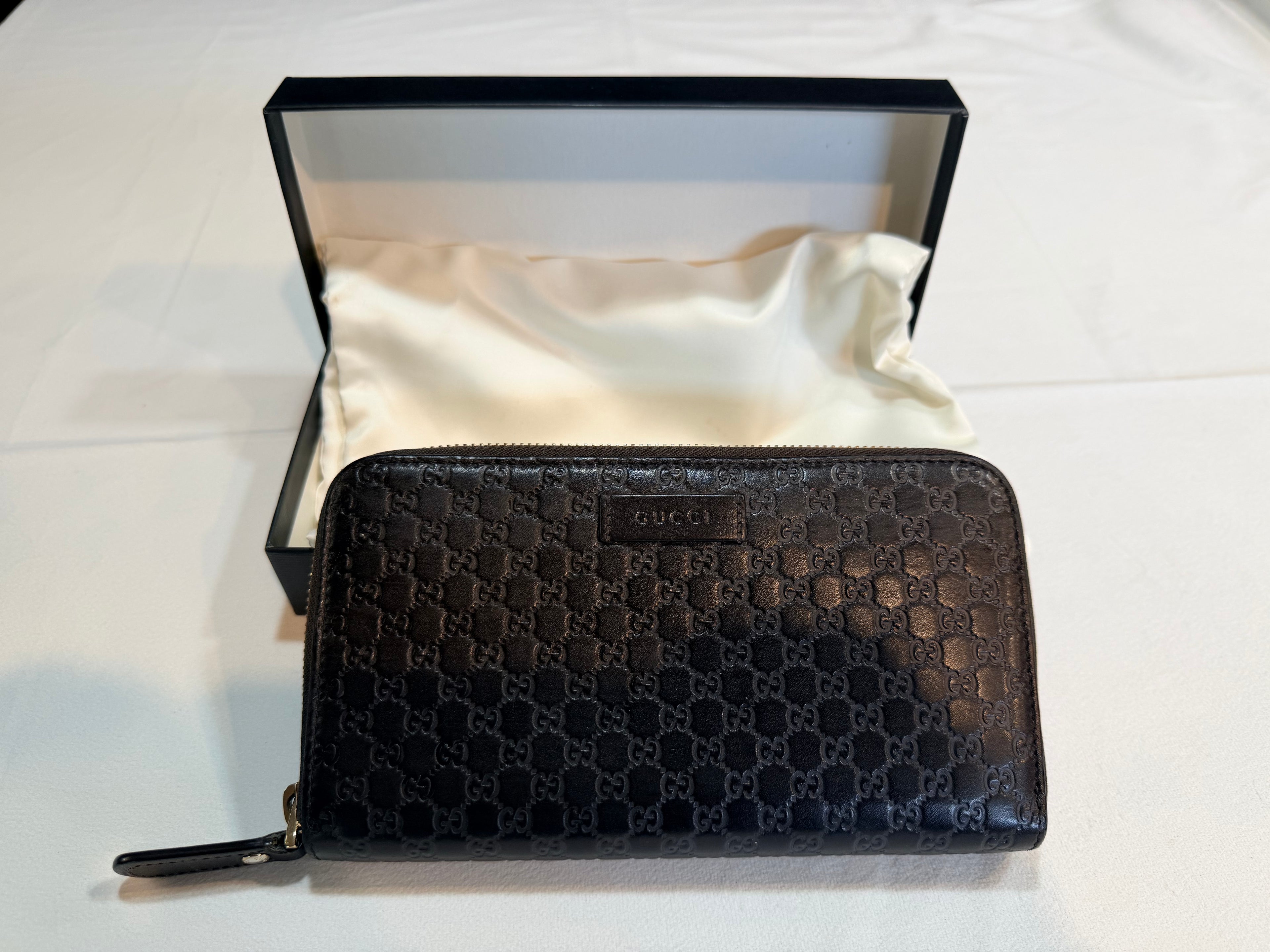 Gucci Microguccissima Pattern Patent Leather Continental Wallet 41