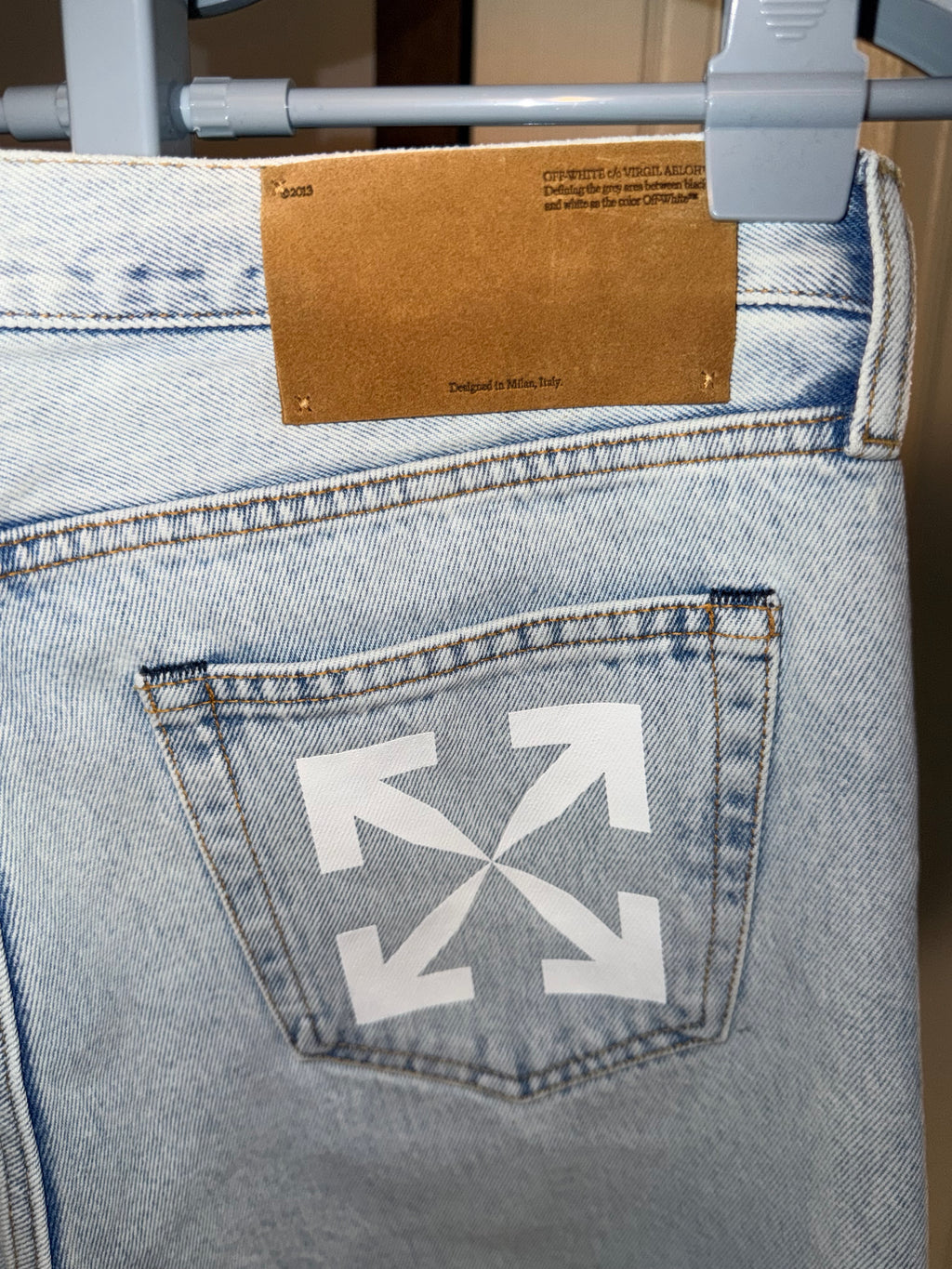 OFF-WHITE Arrow Pocket Slim Fit Jeans 36