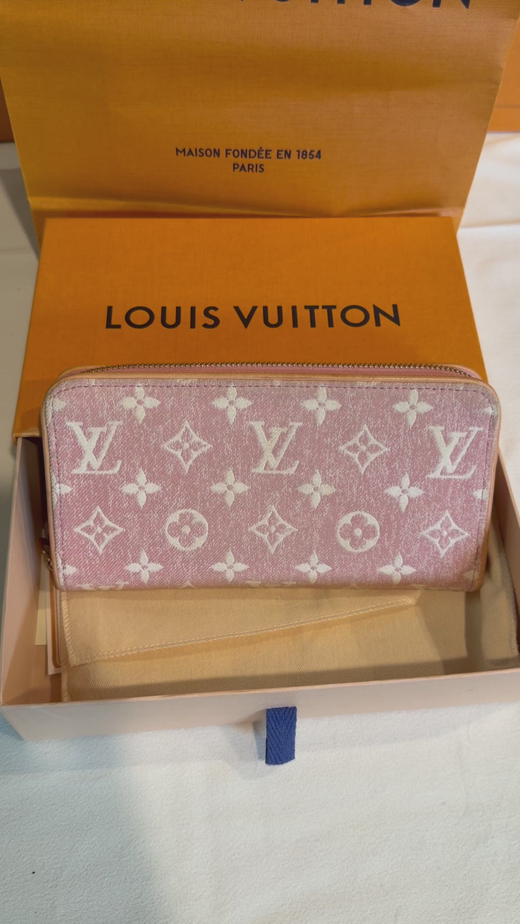 Louis Vuitton Wallet Zippy Pink Monogram Jacquard Denim 10